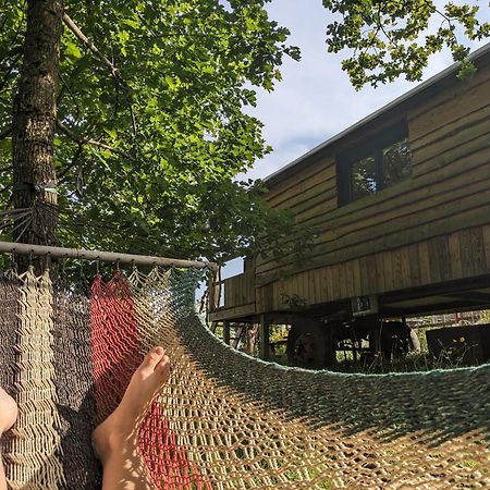 La Roulotte Tiny House Du Mond'Ideal Leval  Exteriér fotografie