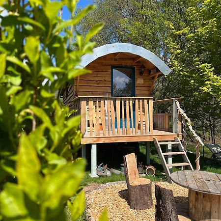 La Roulotte Tiny House Du Mond'Ideal Leval  Exteriér fotografie